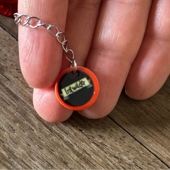 Erstwilder poppy field stud earrings and necklace set red New in box - Picture 4 of 4